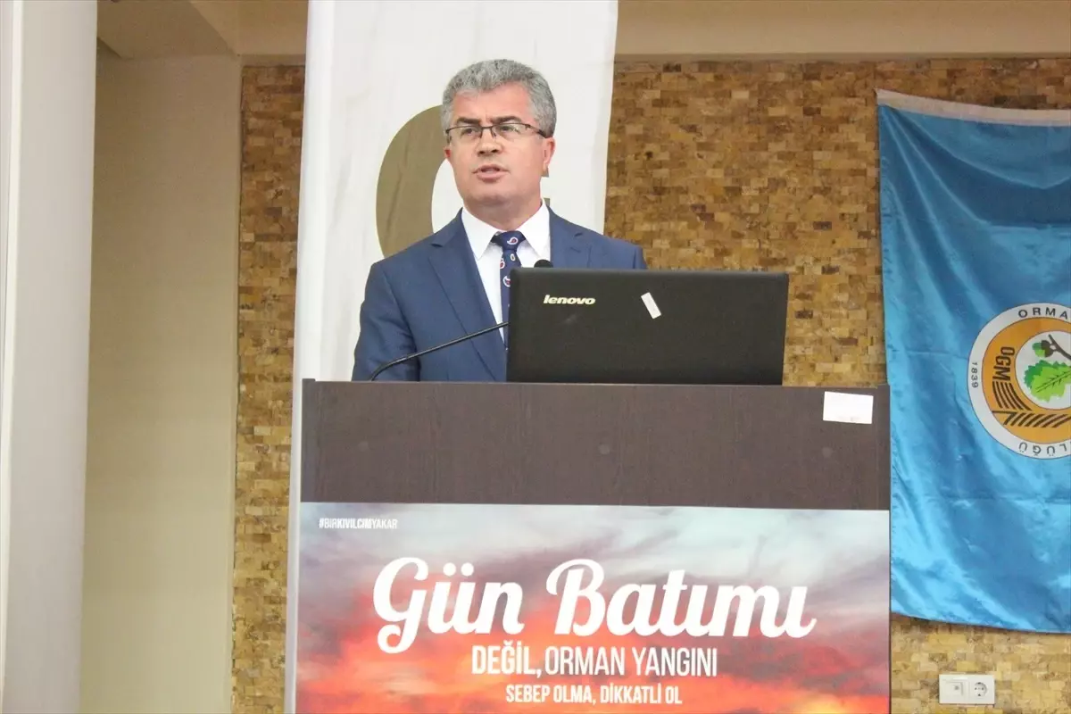 Samsun\'da Üniversite Öğrencilerine Orman Yangınlarıyla Mücadele Bilgilendirmesi Yapıldı