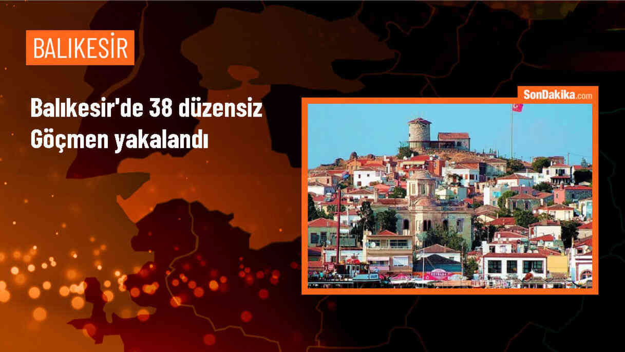 Ayvalık\'ta 38 düzensiz göçmen yakalandı