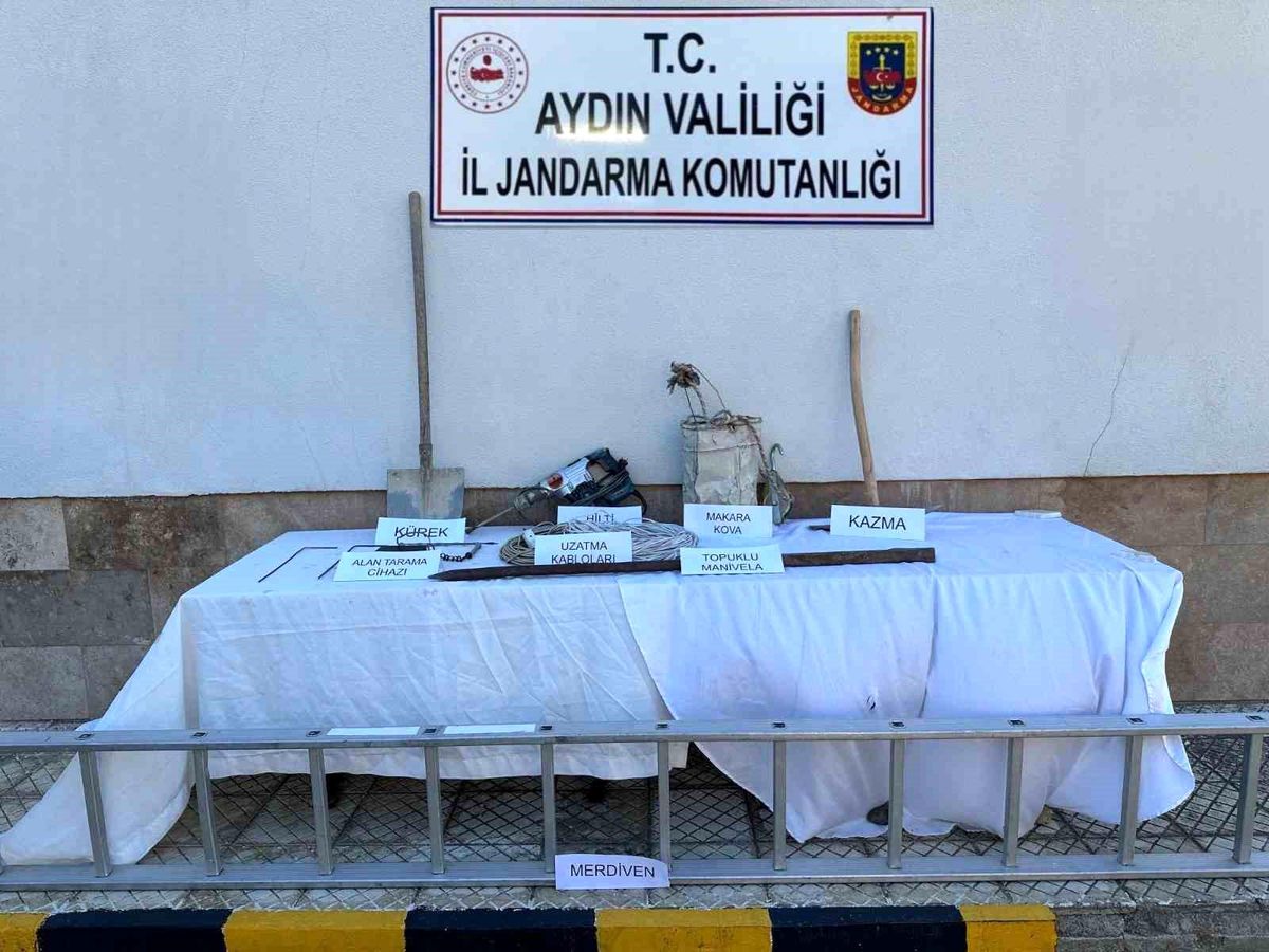 Aydın\'da tarihi eser kaçakçıları suçüstü yakalandı