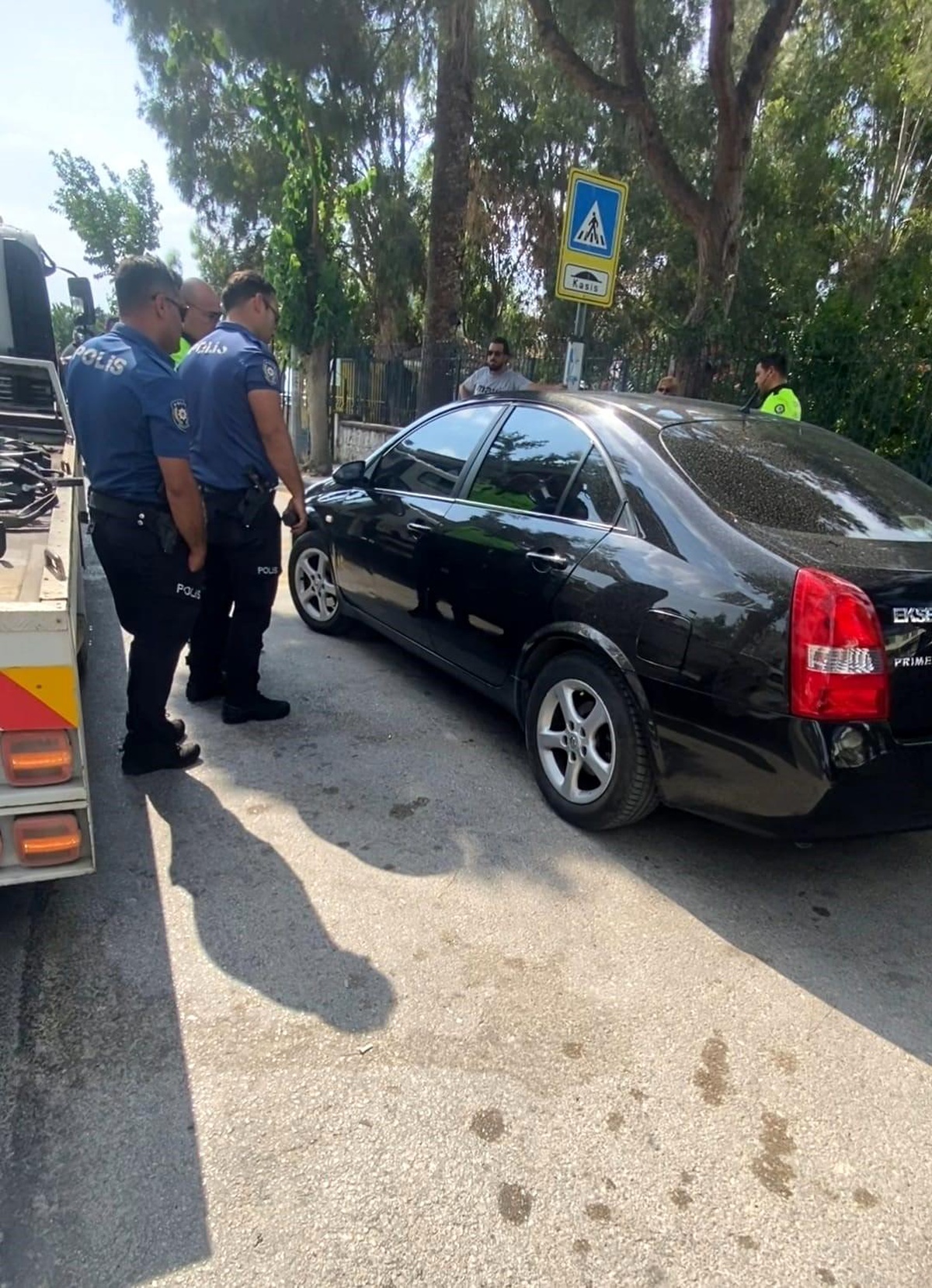 Kuşadası\'nda polise zor anlar yaşatan sürücüye ceza kesildi