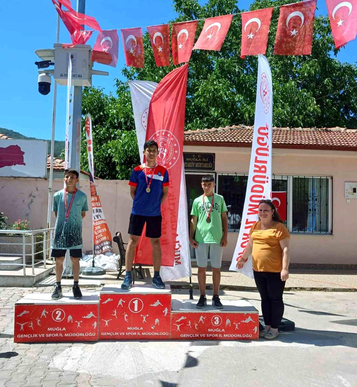 Menteşe Belediyespor Kulübü Sporcuları Karate ve Koşu Şampiyonalarında Başarı Elde Etti