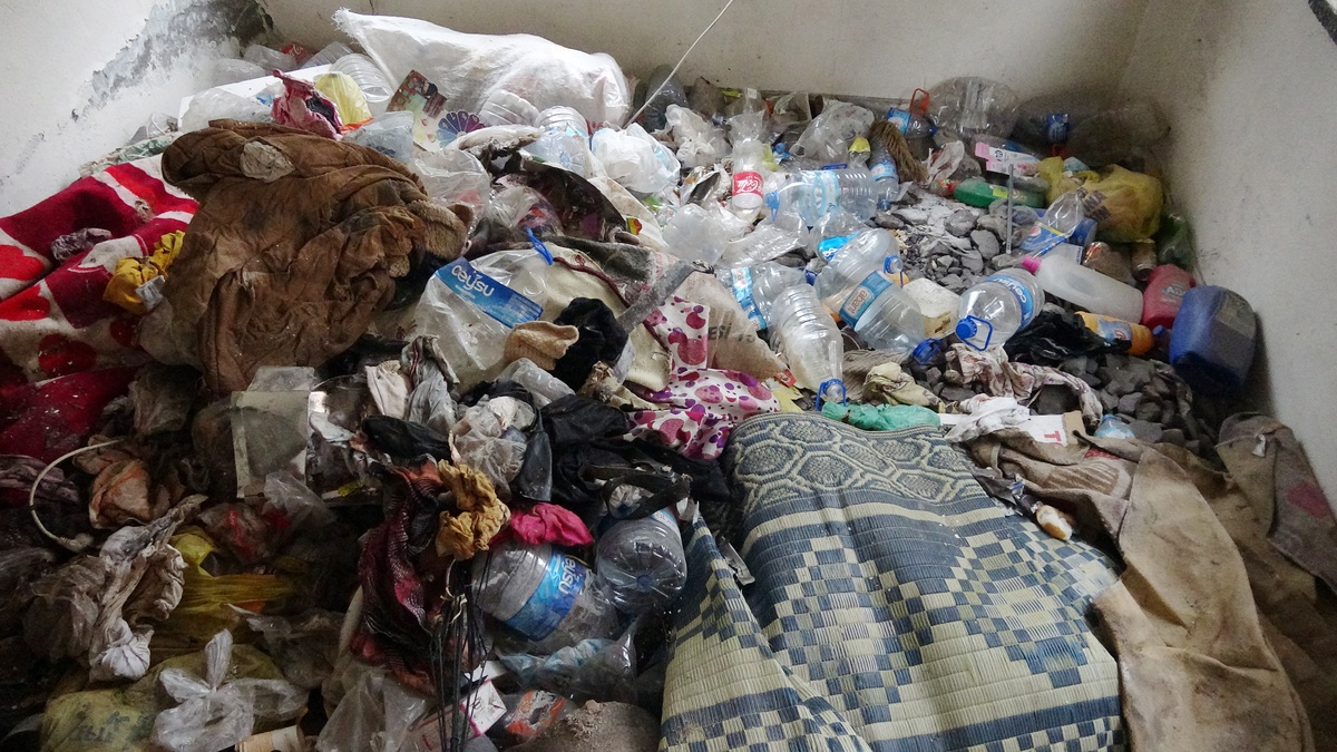 Kiracı evi çöple doldurdu, ev sahibi mahkeme kararıyla çıkardı