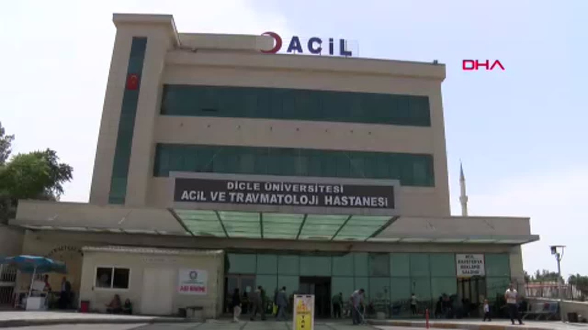 Diyarbakır\'da okul bahçesinde bıçaklı saldırı: 1 yaralı