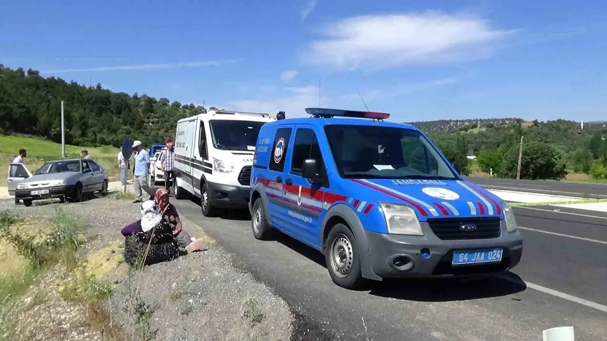 Uşak\'ta Yolun Karşısına Geçmeye Çalışana Otomobil Çarptı: 1 Ölü