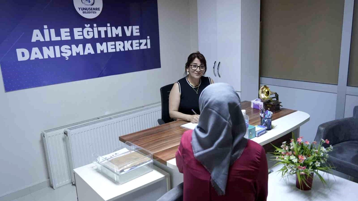 Yunusemre Kent Konseyi\'nde Ücretsiz Aile Danışmanlığı Hizmeti