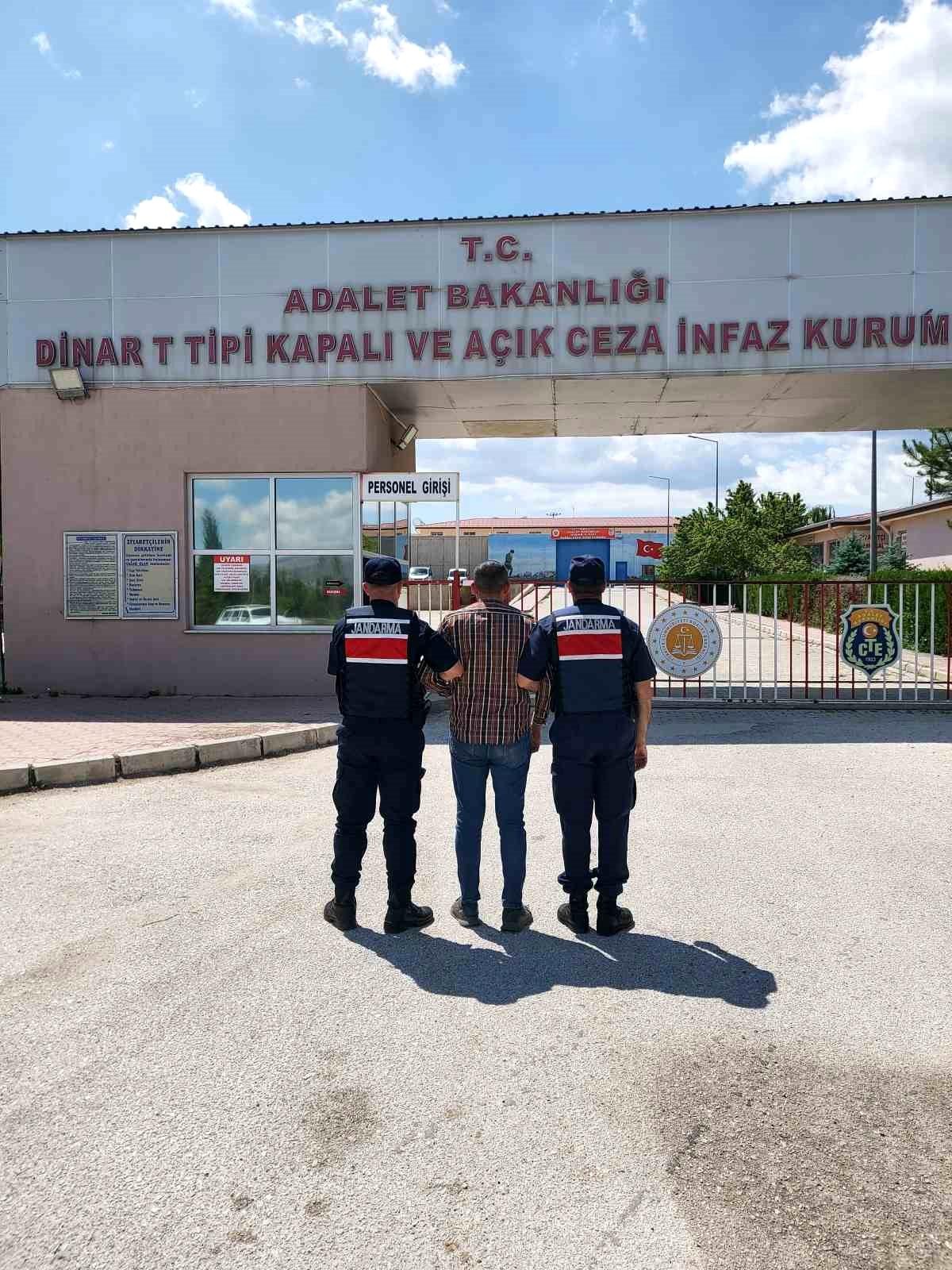 Afyonkarahisar\'da Uyuşturucu Kullanmak Suçundan Aranan Şahıs Yakalandı