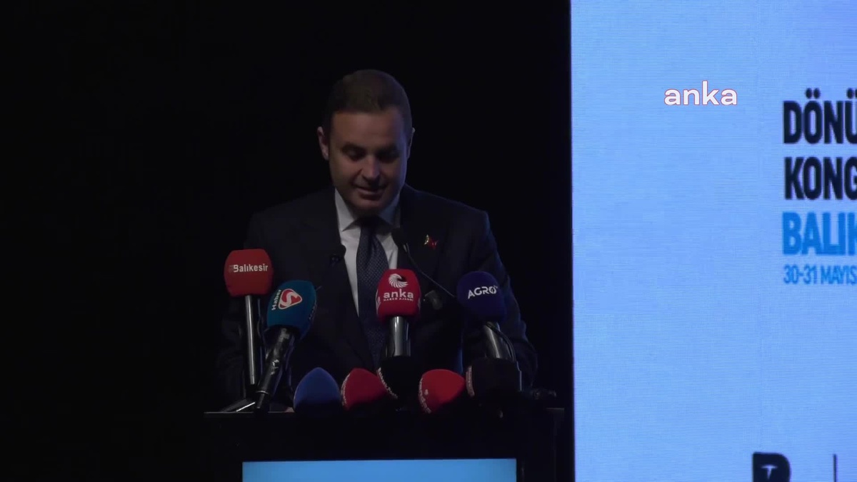 Balıkesir Dönüşüm Kongresi... Başkan Ahmet Akın: "Kentsel Dönüşüm Binalara Kat Çıkmak Değildir"