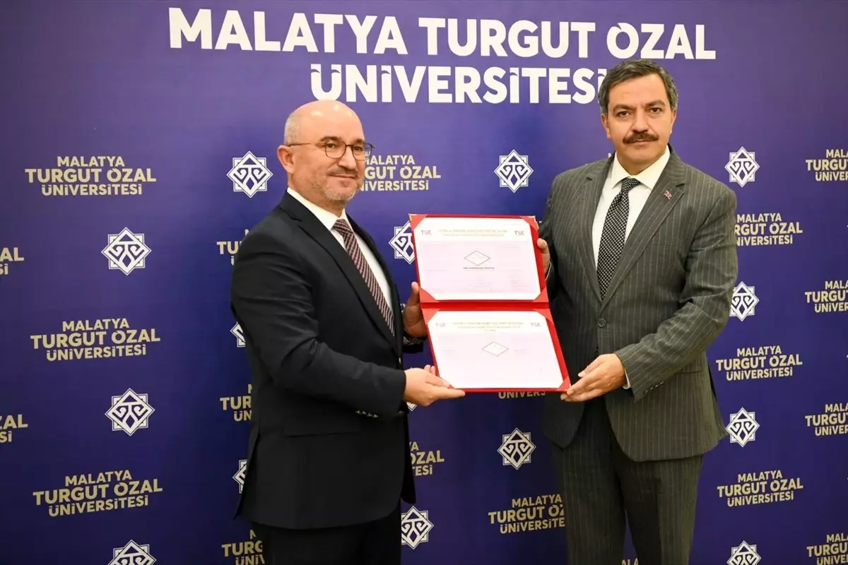 Malatya Turgut Özal Üniversitesi, TSE\'den TS ISO 29993 Belgesi Aldı