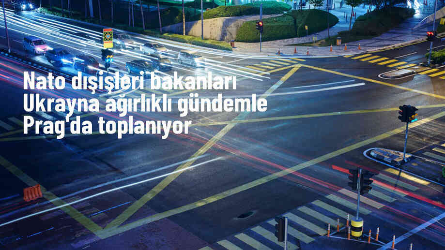 NATO Dışişleri Bakanları Prag\'da Toplandı