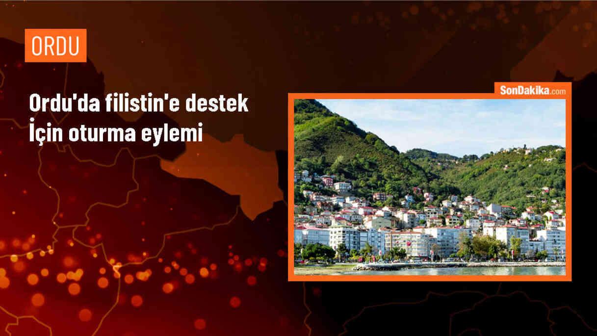 Ordu\'da Filistin\'e Destek Oturma Eylemi Gerçekleştirildi