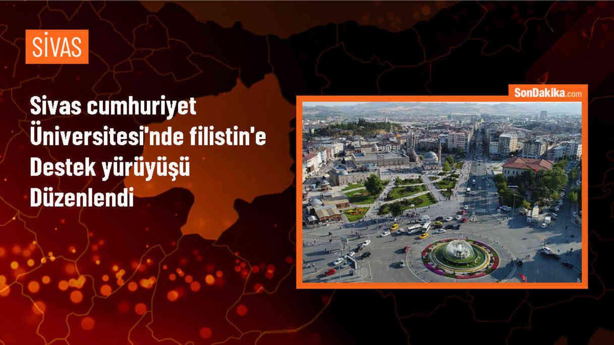Sivas Cumhuriyet Üniversitesinde İsrail\'in Filistin\'e yönelik saldırıları protesto edildi