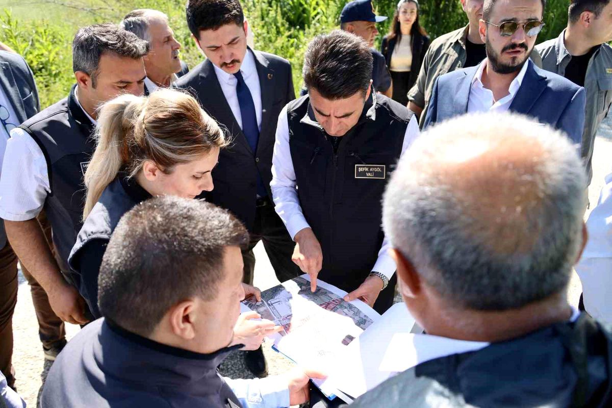 Fıranlar köyündeki yol problemi çözülüyor