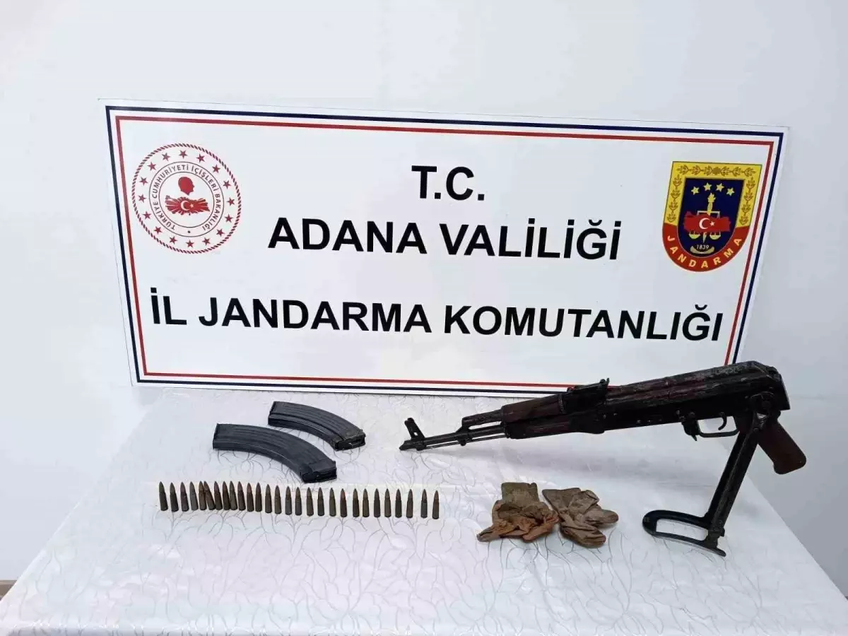 Adana\'da yapılan operasyonda 1 uzun namlulu tüfek ele geçirildi, 2 kişi yakalandı