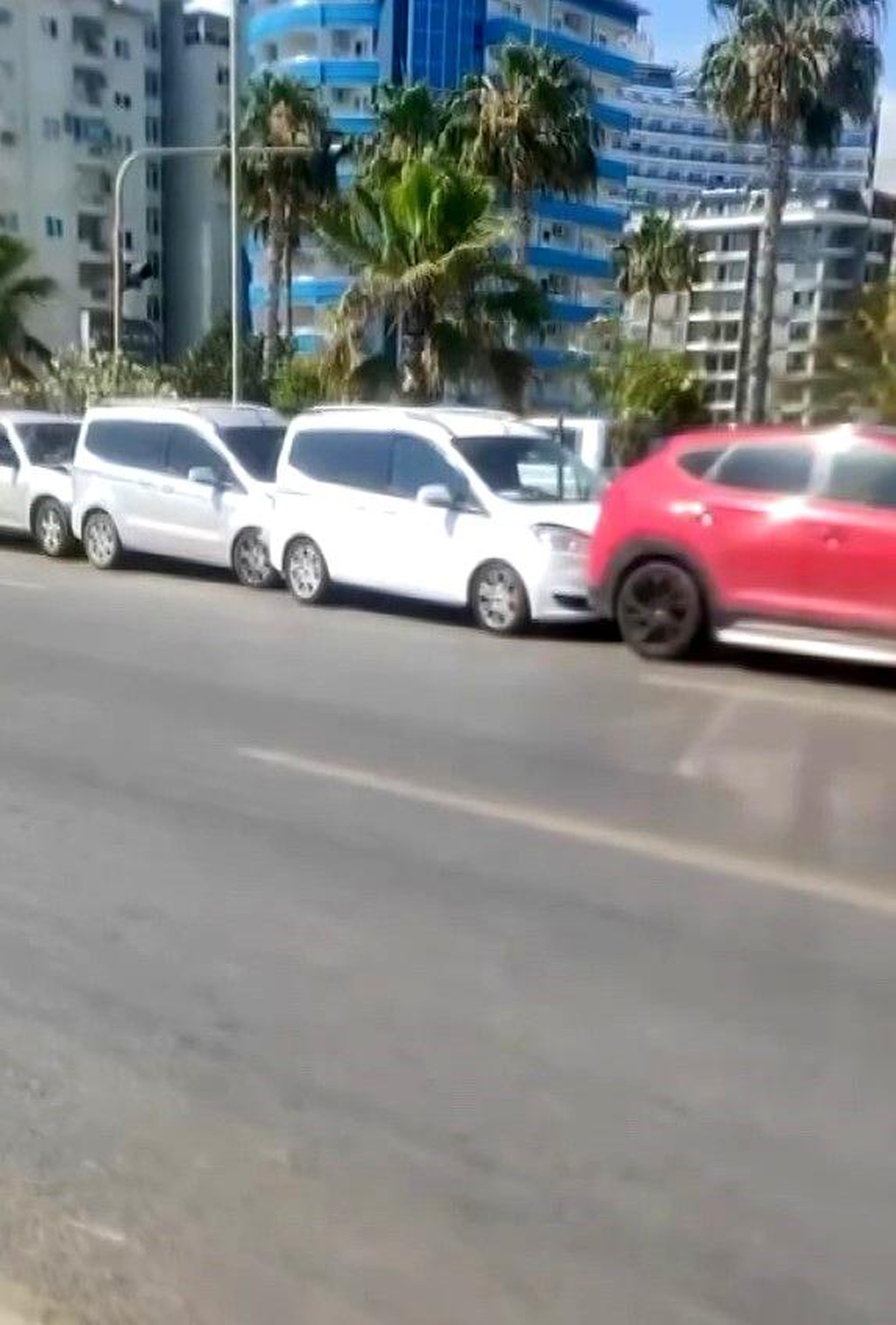 Alanya\'da 11 araçlı zincirleme trafik kazası