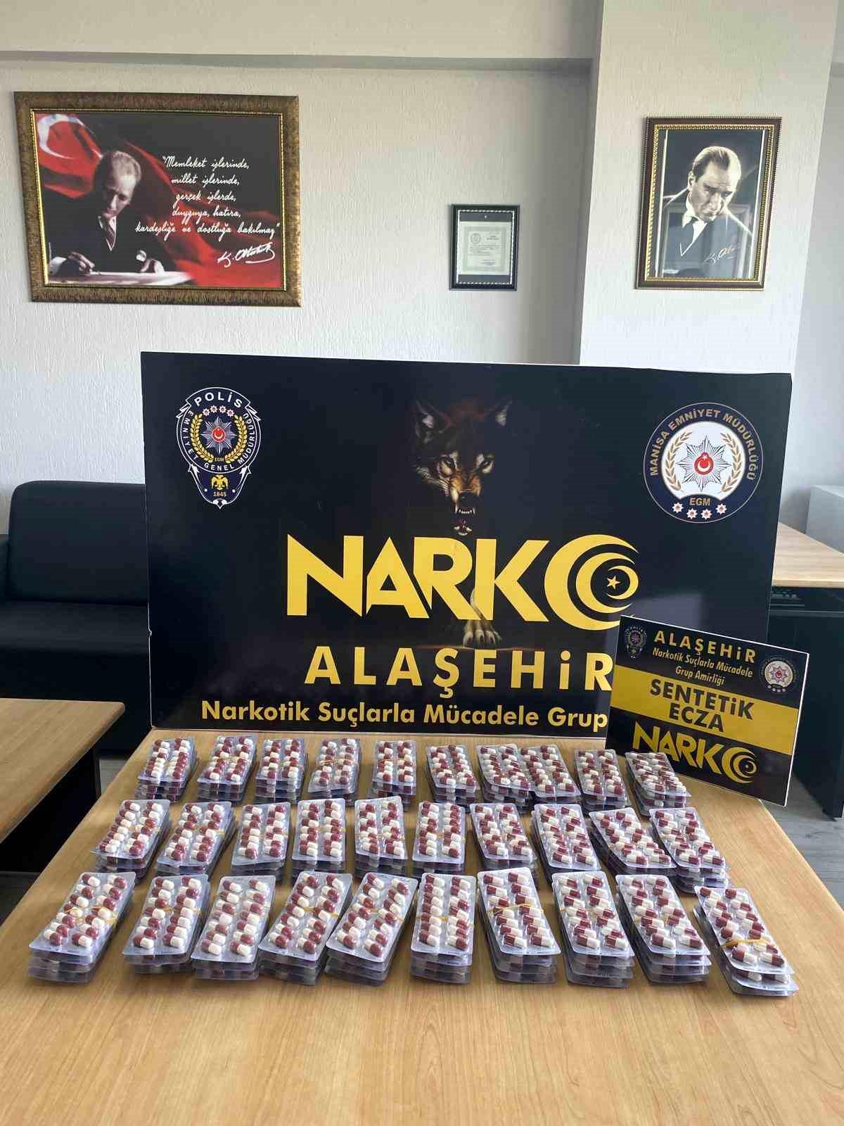Manisa\'da Uyuşturucu Operasyonunda 2 Şahıs Tutuklandı