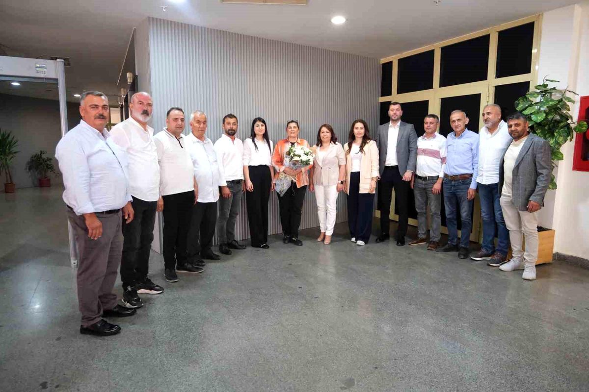 Aydın Büyükşehir Belediye Başkanı Özlem Çerçioğlu\'na nezaket ziyareti