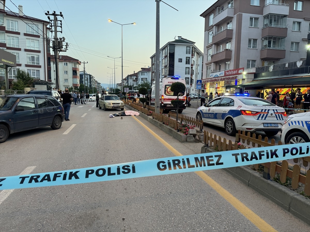 Bolu\'da otomobilin çarptığı yaya öldü