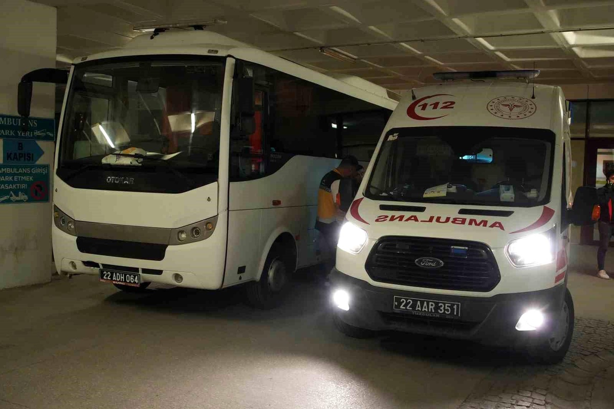 Edirne\'de Açık Cezaevinde Yemekten Zehirlenen 108 Tutuklu ve Hükümlü Hastaneye Kaldırıldı