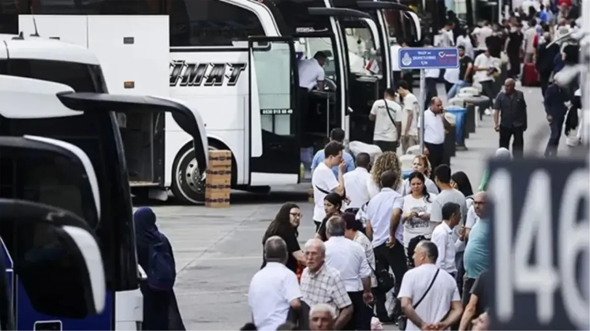 Emeklilere şehirler arası otobüslerde yüzde 20 indirim uygulanacak