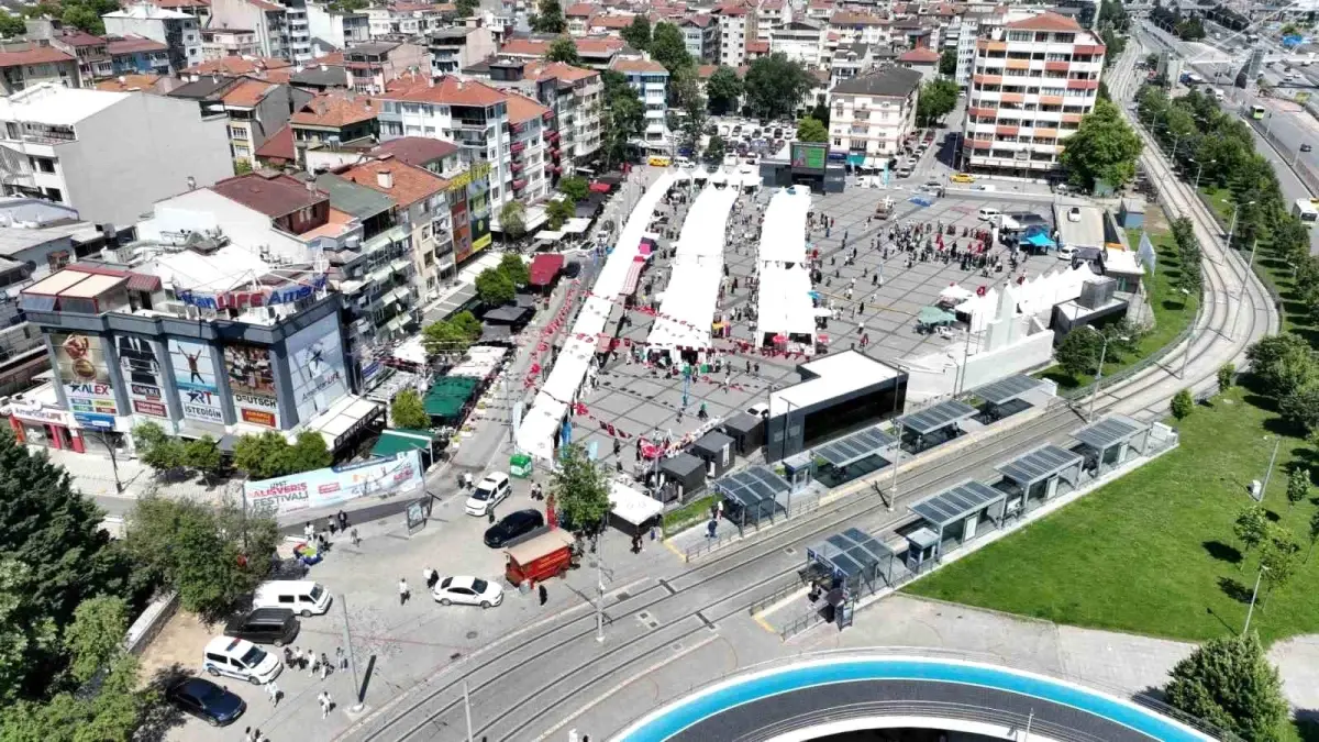 Kocaeli\'de düzenlenen Alışveriş Festivali başladı