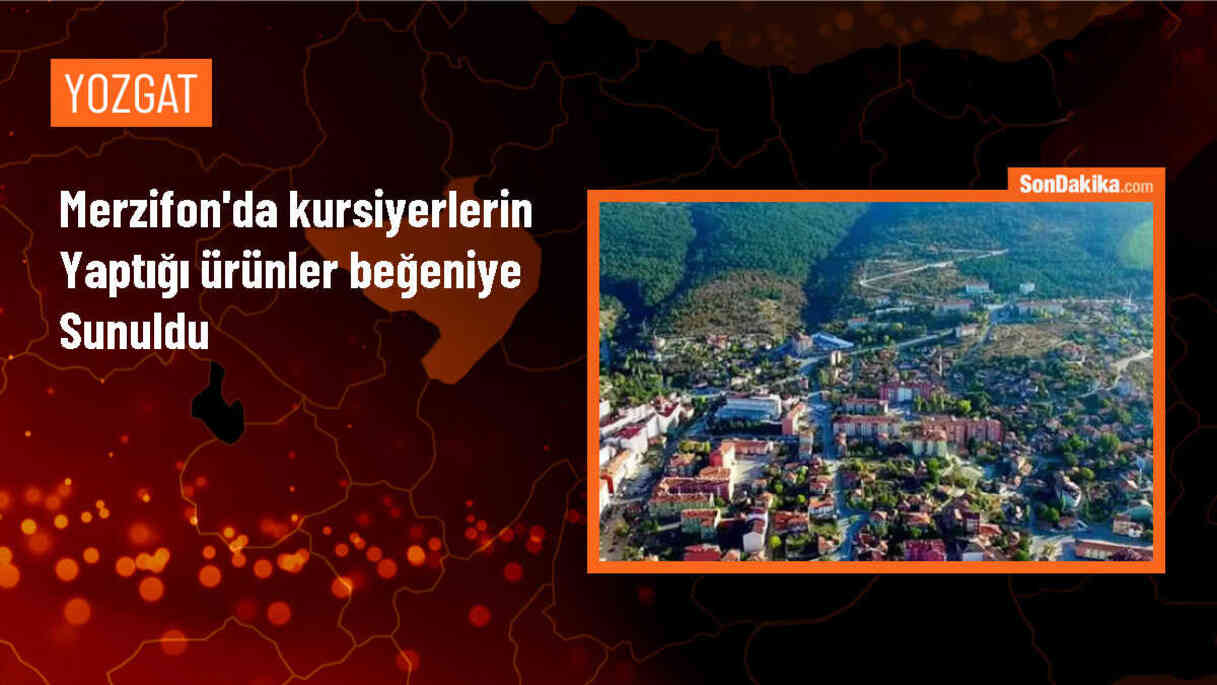 Merzifon Şehit Abdulmuttalip Kesikbaş Halk Eğitimi Merkezi Kursiyerlerinin Ürünleri Sergilendi