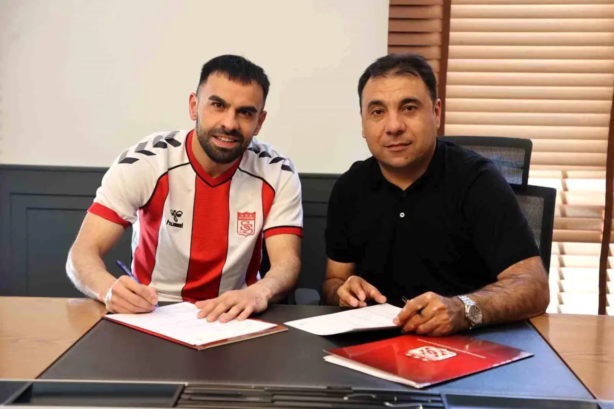 Sivasspor, Murat Paluli\'nin sözleşmesini 2 yıl uzattı