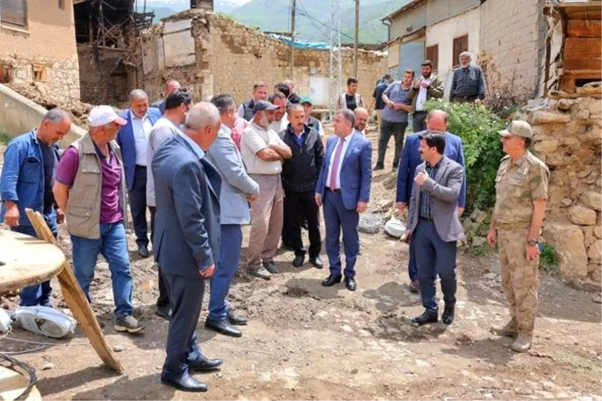 Bayburt Valisi Mustafa Eldivan, köyleri ziyaret etti