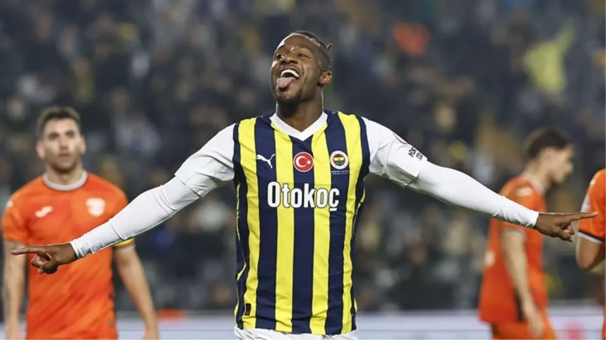 Fenerbahçe, Michy Batshuayi\'nin sözleşmesini uzattı