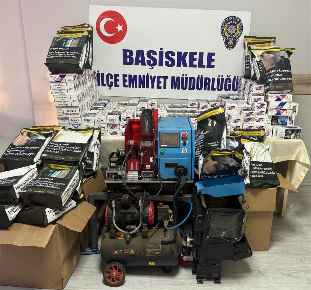 Başiskele\'de 63 Bin 400 Makaron ve 60 Kilo 100 Gram Tütün Ele Geçirildi