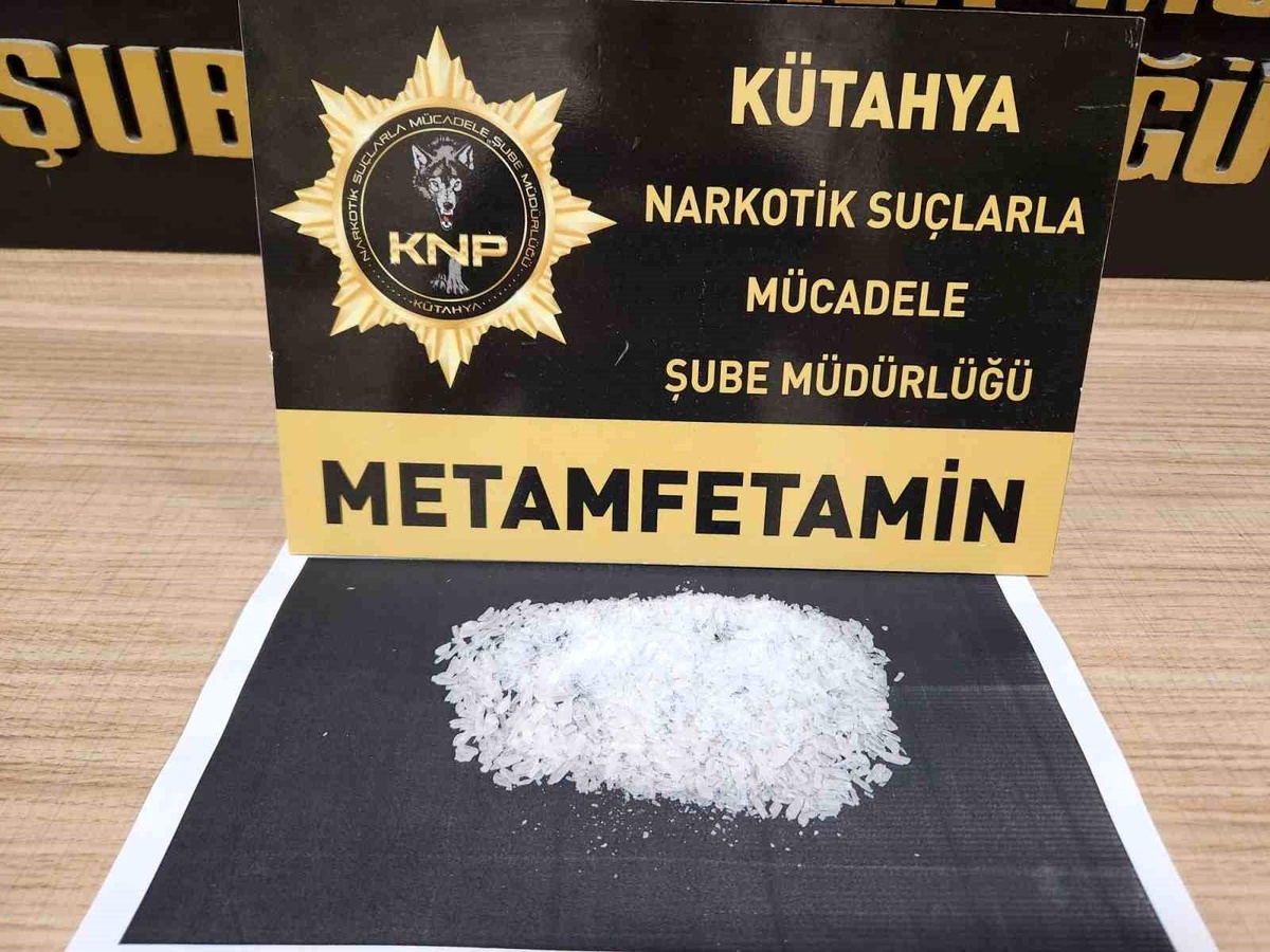 Kütahya\'da uyuşturucu ticareti şüphesiyle gözaltına alındı