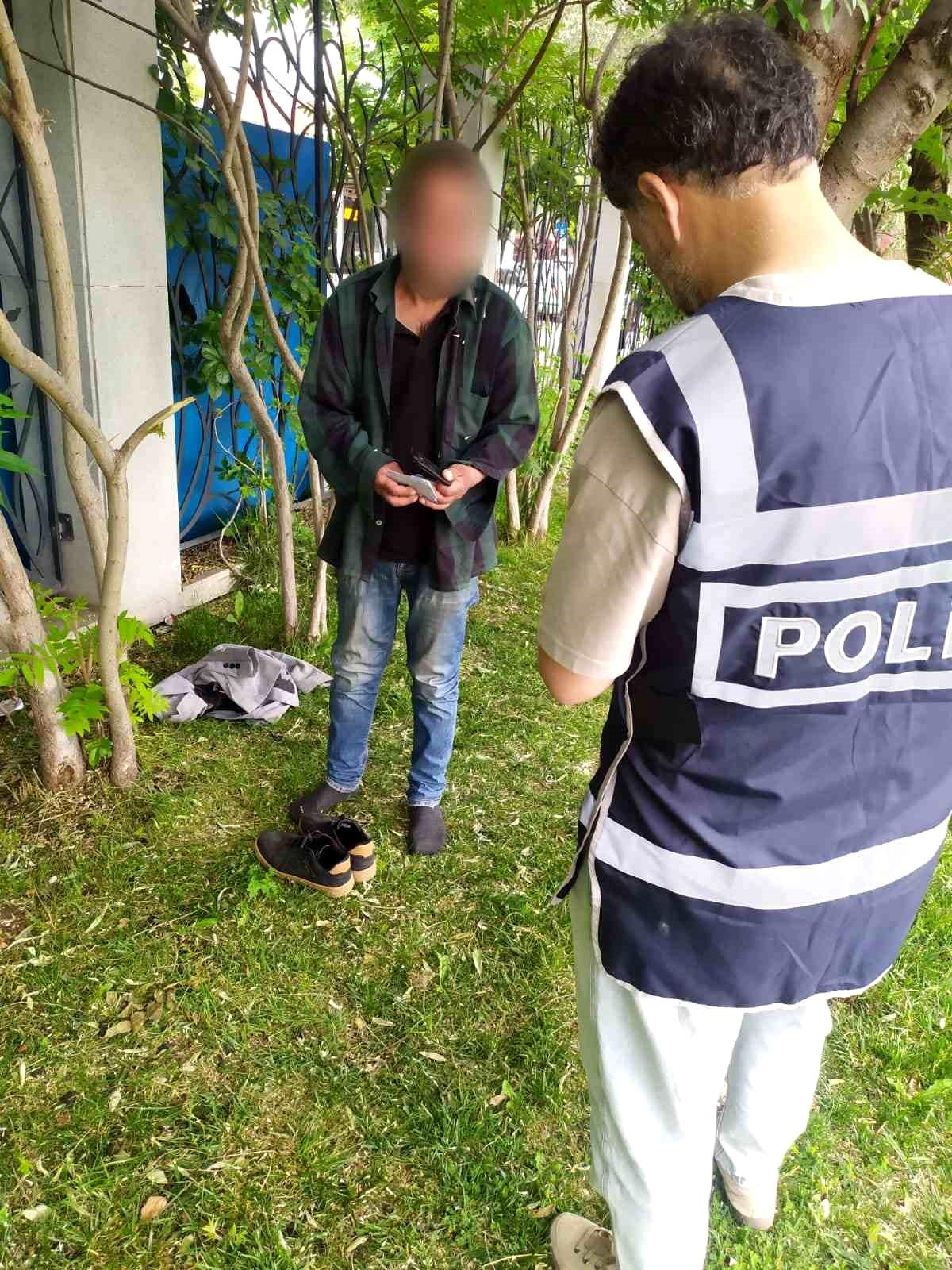Eskişehir\'de Polis Uygulamasında 1 Kişi Yoklama Kaçağı Çıktı