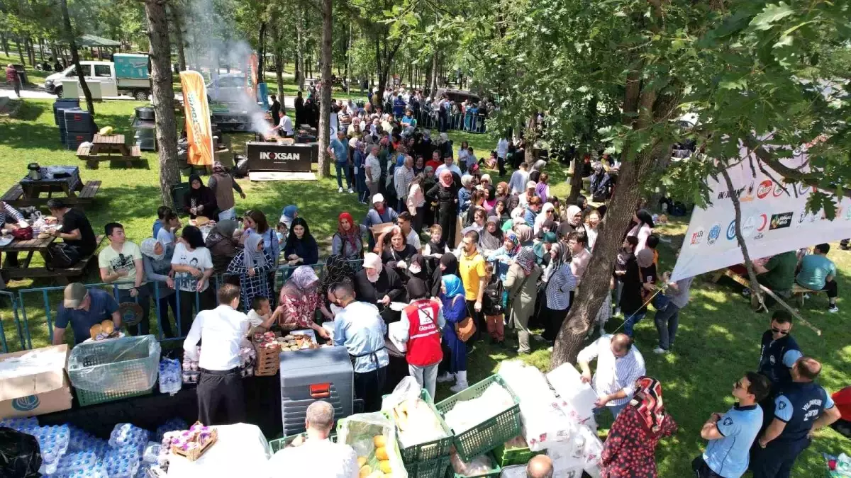 Yıldırım Belediyesi Engelsiz Şenlik Etkinliğiyle Özel Çocukları Bir Araya Getirdi