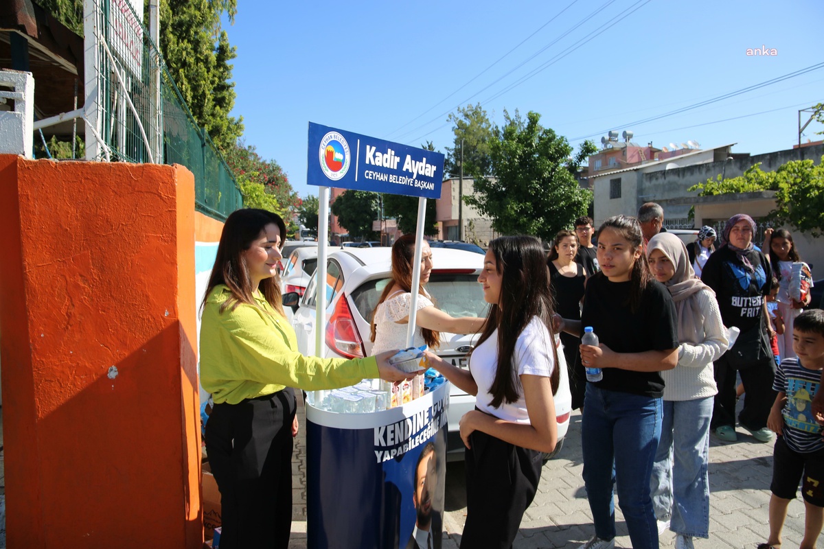 Ceyhan Belediyesi LGS Sınavına Giren Öğrencilere Destek Verdi
