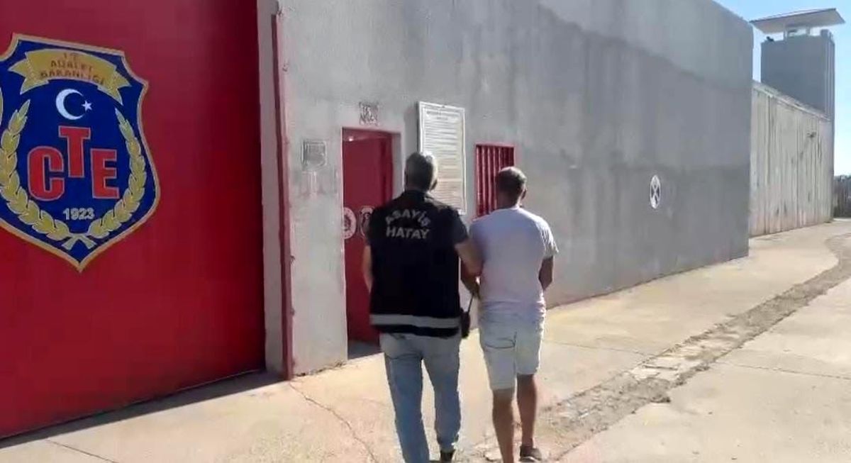 Hatay\'da çeşitli suçlardan aranan şüpheli tutuklandı