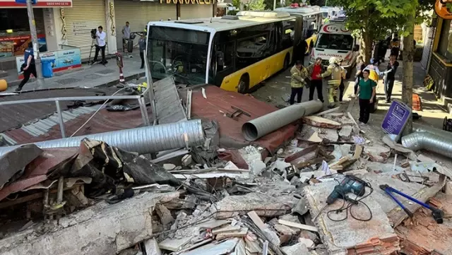 İstanbul Valisi Gül: Çöken binadan 7 kişi yaralı çıkarıldı, 2 kişiyi kurtarma çalışmaları sürüyor