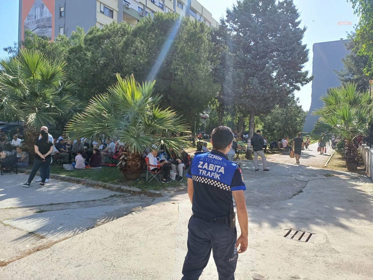 İzmir Büyükşehir Belediyesi LGS Öğrencilerine Destek Verdi