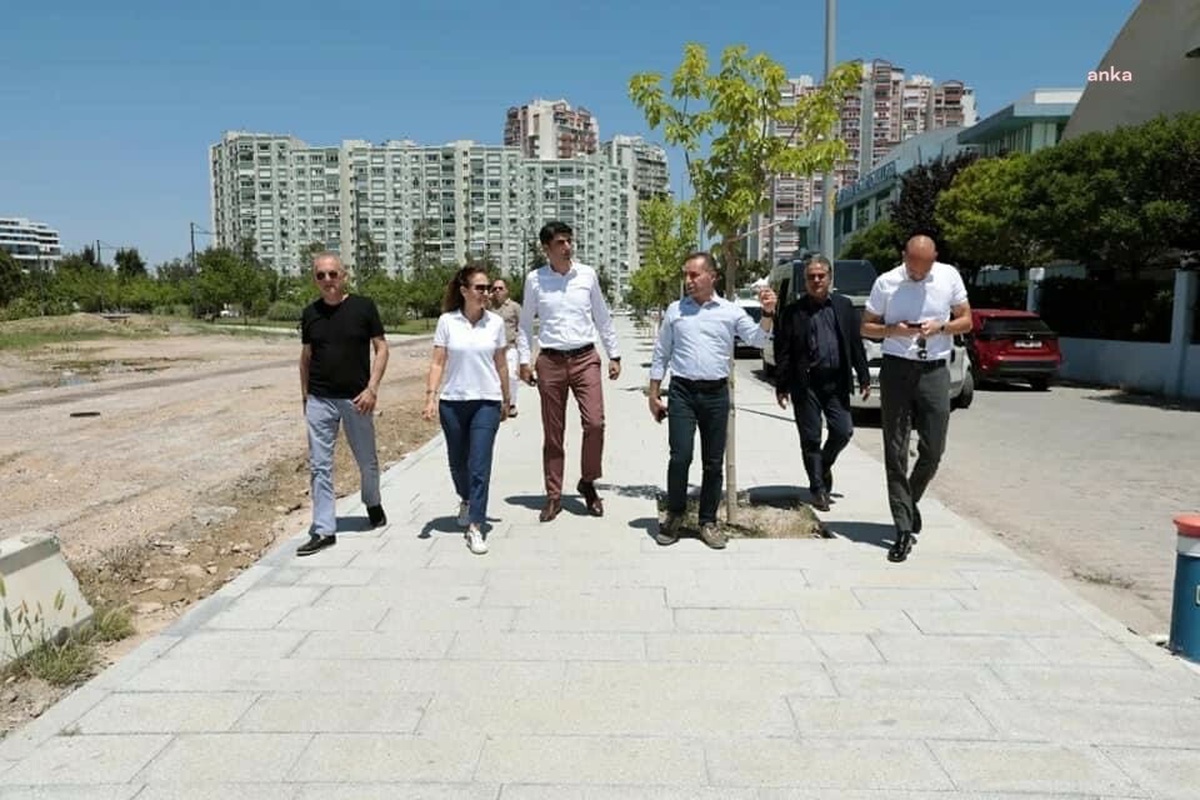 Karşıyaka Belediye Başkanı Yıldız Ünsal ve İZSU Genel Müdürü Gürkan Erdoğan, hafta sonu mesaisinde bir araya geldi