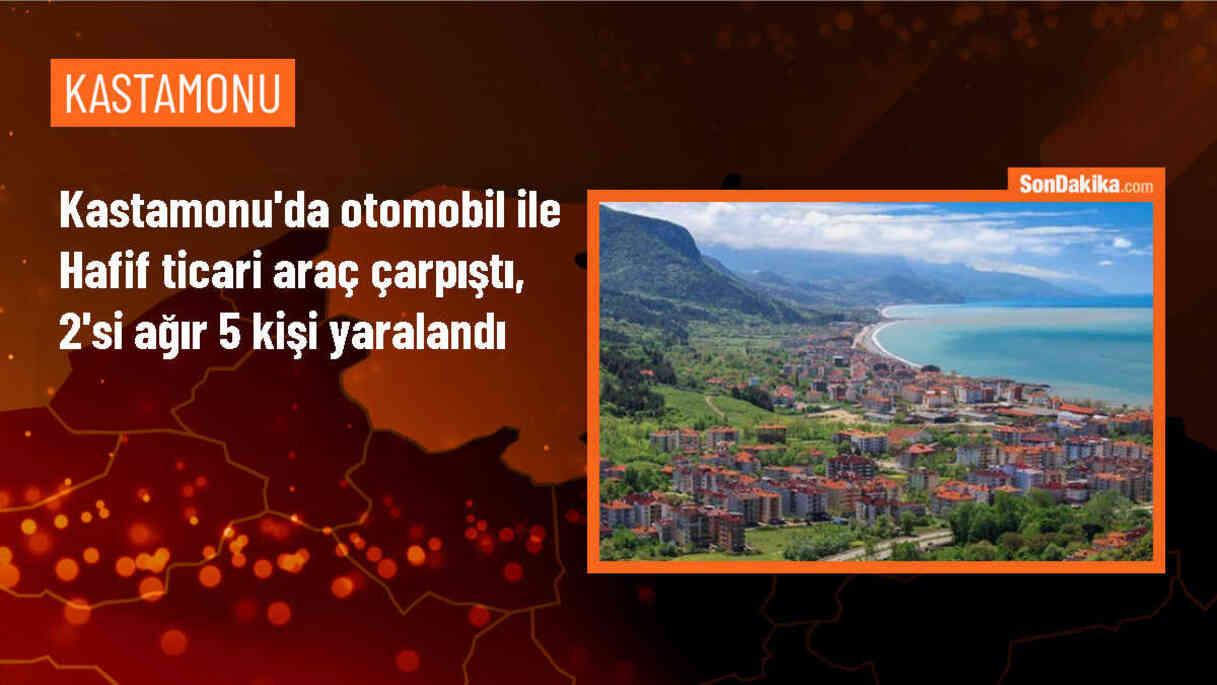 Kastamonu\'da Otomobil ile Hafif Ticari Araç Çarpışması: 2\'si Ağır 5 Yaralı