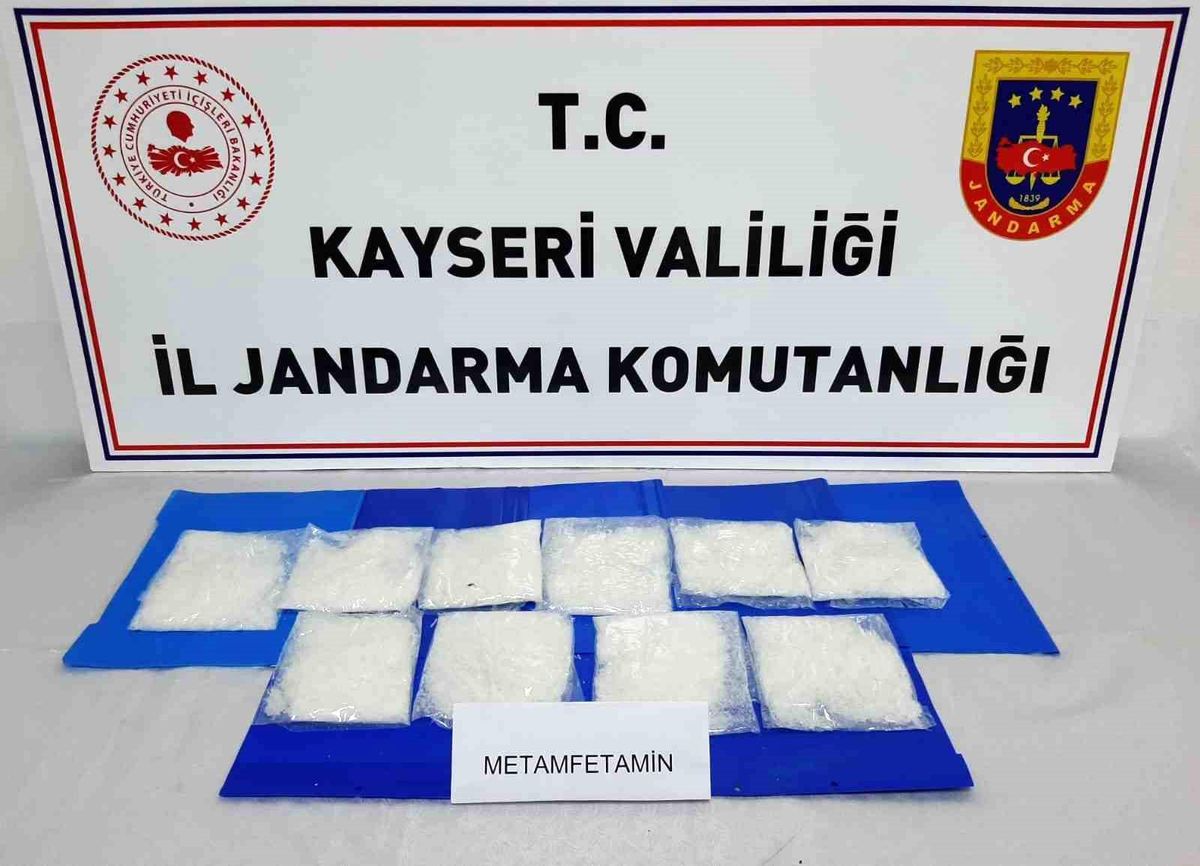 Kayseri\'de 1 kilo 150 gram uyuşturucu ele geçirildi