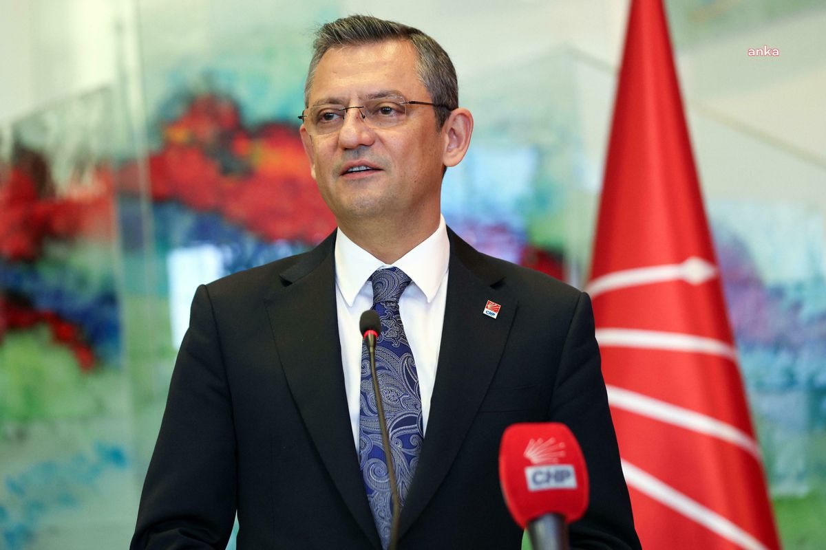 CHP Genel Başkanı Özgür Özel, LGS\'ye katılacak öğrencilere başarılar diledi