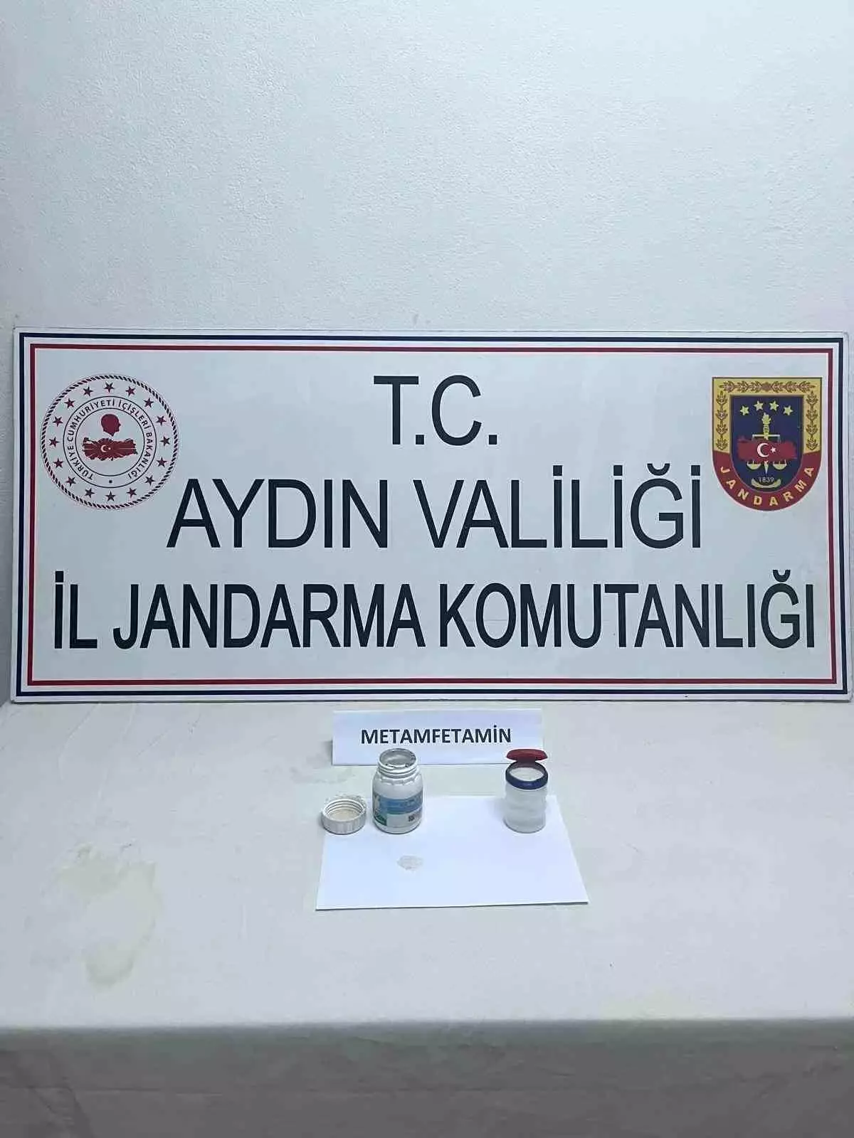 Aydın\'da Jandarma Operasyonunda Uyuşturucu Ele Geçirildi