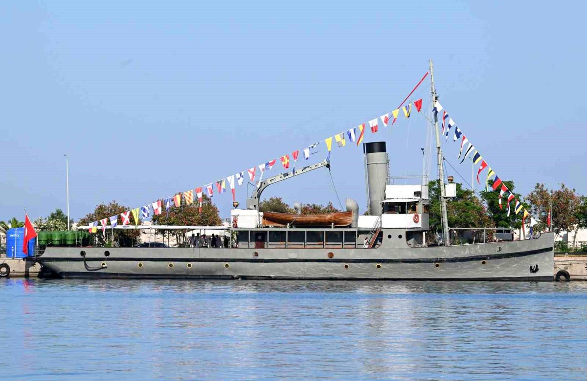 Çanakkale Savaşı\'nın kahramanı TCG Nusret Gemisi Didim\'e demirleyecek