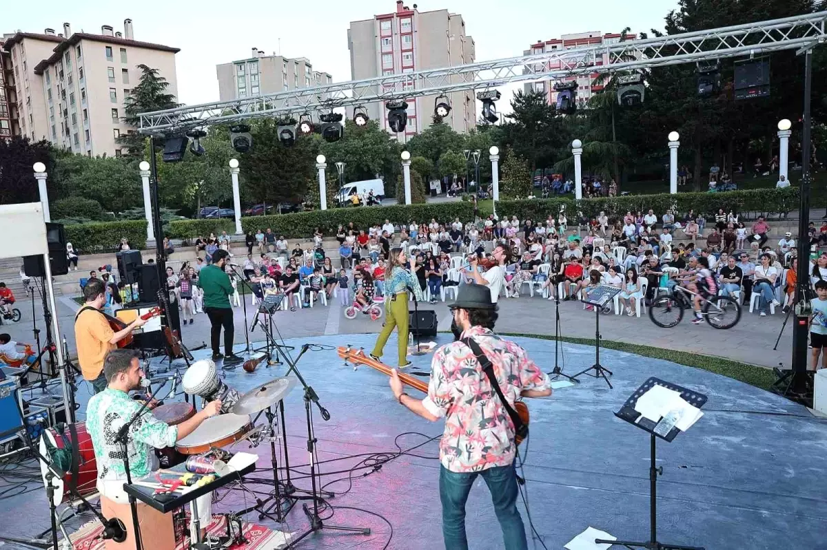 Ataşehir Belediyesi 15. Çevre Festivali\'ni Düzenledi
