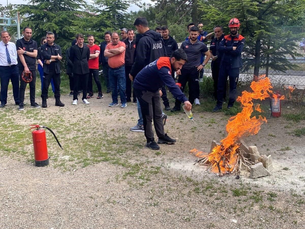 Bayburt\'ta Sivil Savunma ve Yangın Tatbikatı Gerçekleştirildi