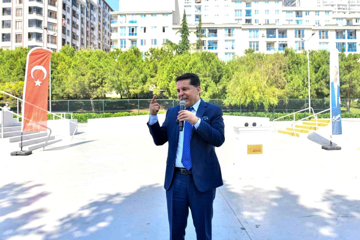 Esenyurtlu çocuklar Dünya Bisiklet Günü\'nde pedalları çevirdi