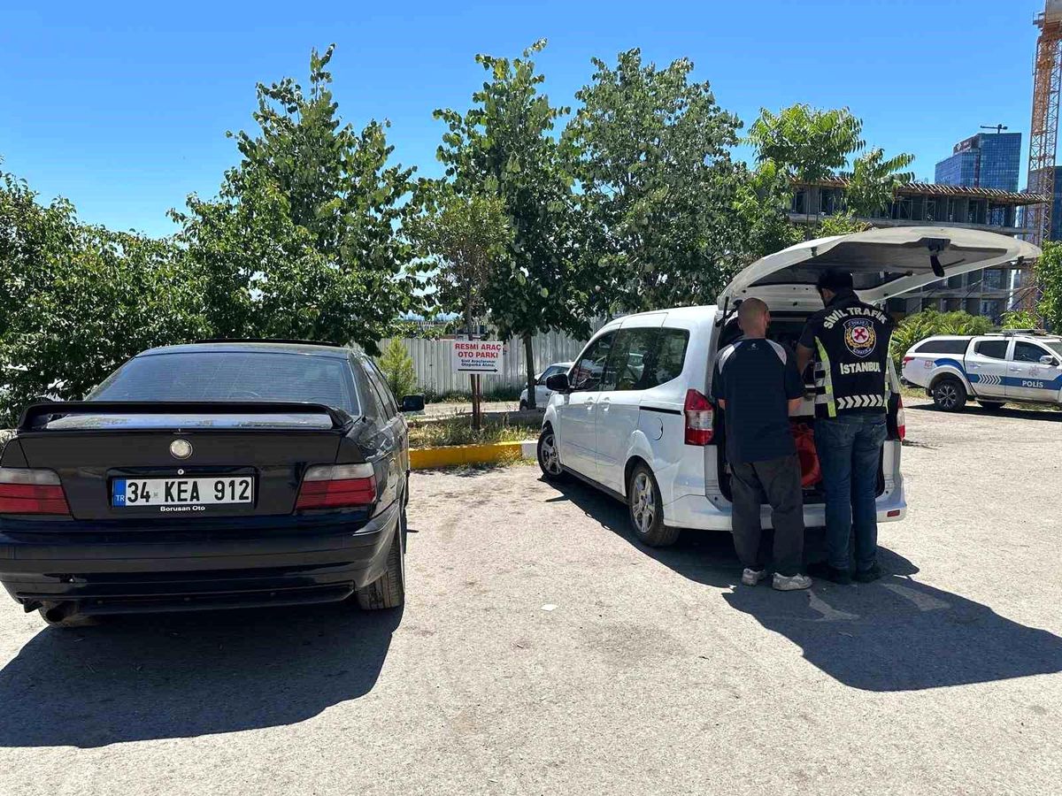 Maltepe\'de drift atan sürücüye 41 bin 558 TL trafik cezası