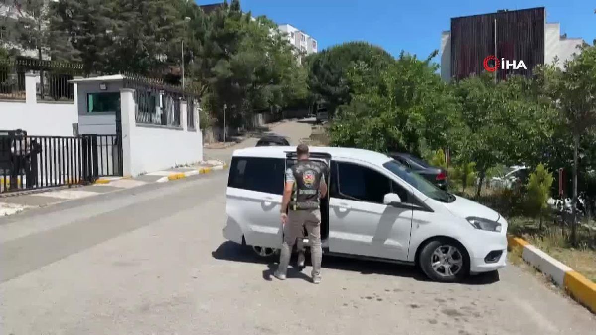 Maltepe\'de drift atan sürücüye para cezası yağdı