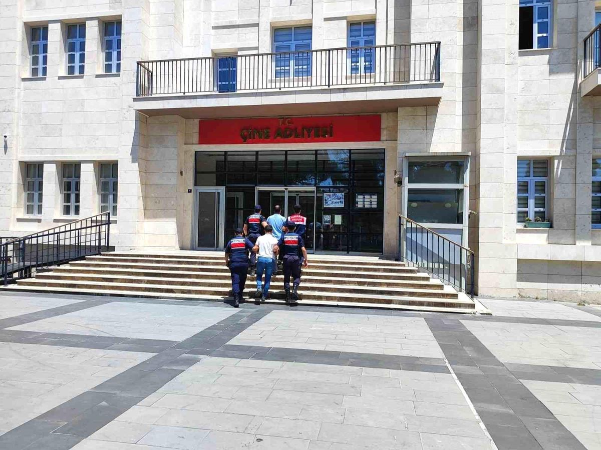 Aydın\'da iş makinesi kırıcı hırsızlığına yakalama