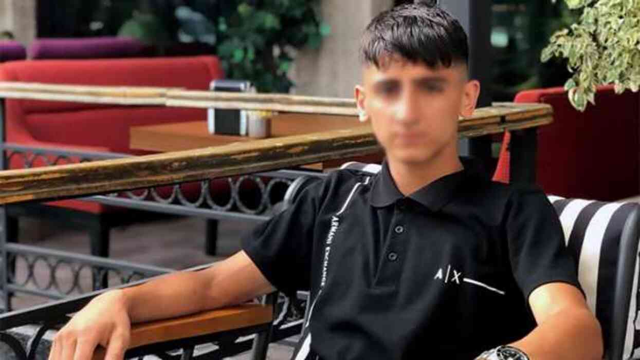 'Paranı vereceğiz' diye çağırıp katlettiler! 17 yaşındaki genç 3 bin 500 lira için öldürüldü 'Paranı vereceğiz' diye çağırıp katlettiler! 17 yaşındaki genç 3 bin 500 lira için öldürüldü