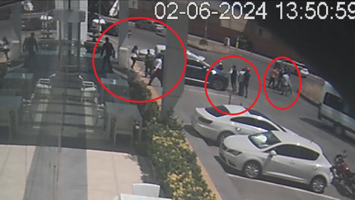 Diyarbakır\'da otel çalışanlarına saldıran kağıt toplayıcıları güvenlik kamerasına yansıdı